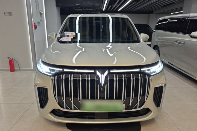 Used VOYAH Dream 2022 Low-Carbon Edition Dream+ Smart Enjoyment Package Front