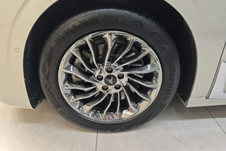 Used VOYAH Dream 2022 Low-Carbon Edition Dream+ Smart Enjoyment Package Left Front Wheel Hub