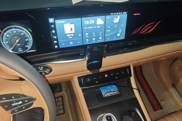 Used VOYAH Dream 2024 PHEV Ultra-Long Range Flagship Edition Audio And AC Panel