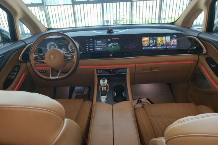 Used VOYAH Dream 2024 PHEV Ultra-Long Range Flagship Edition Center Console