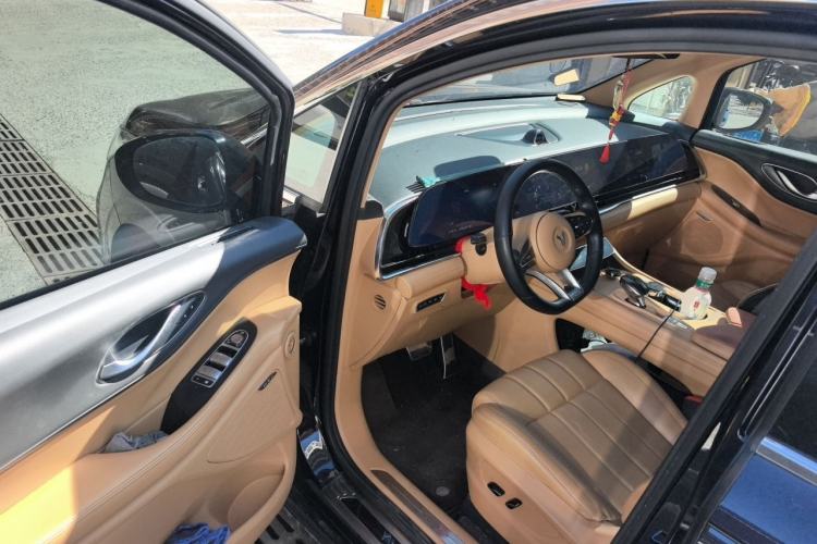 Used VOYAH Dream 2024 PHEV Extended-Range Premium Edition Driver Seat