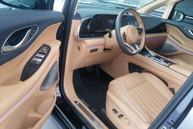 Used VOYAH Dream 2024 PHEV Ultra-Long Range Flagship Edition Driver Seat