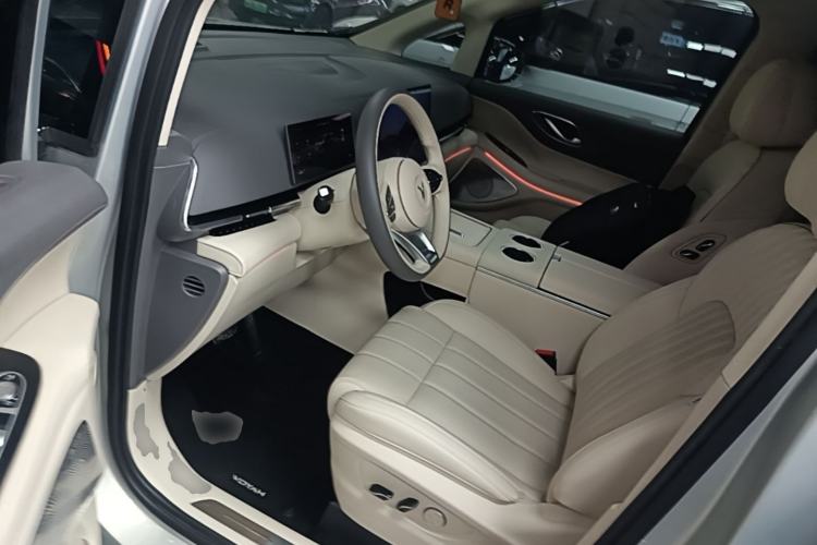 Used VOYAH Dream 2024 EV Long-Range Premium Edition Driver Seat
