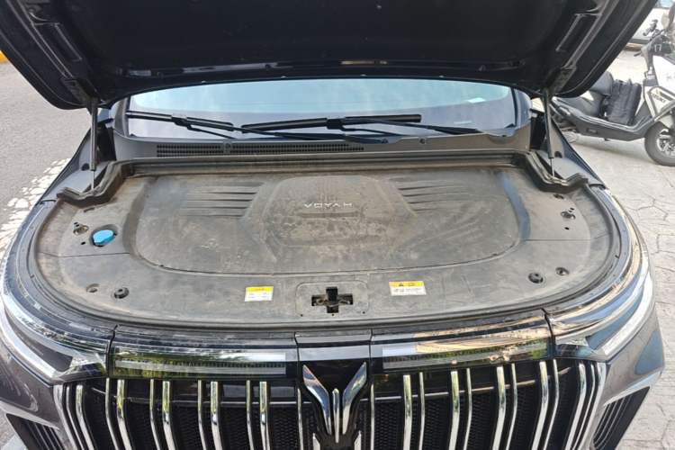 Used VOYAH Dream 2024 PHEV Extended-Range Premium Edition Engine Bay
