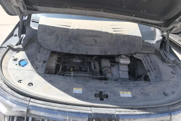 Used VOYAH Dream 2024 PHEV Extended-Range Premium Edition Engine Bay