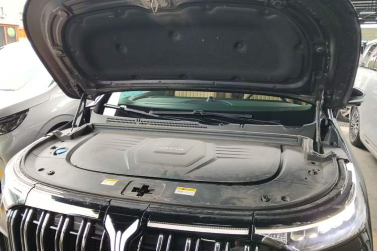 Used VOYAH Dream 2024 PHEV Ultra-Long Range Flagship Edition Engine Bay