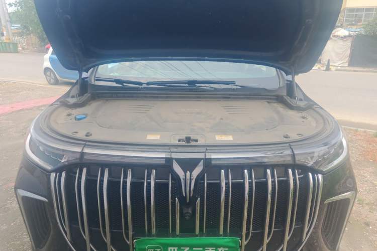 Used VOYAH Dream 2024 PHEV Extended-Range Premium Edition Engine Bay