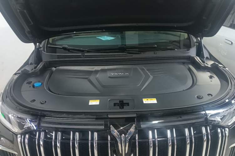 Used VOYAH Dream 2024 PHEV Extended-Range Premium Edition Engine Bay