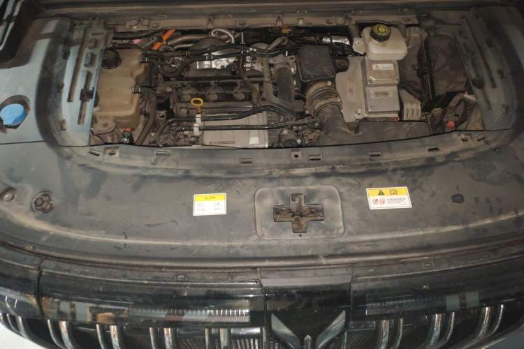 Used VOYAH Dream 2024 PHEV Ultra-Long Range Flagship Edition Engine Bay