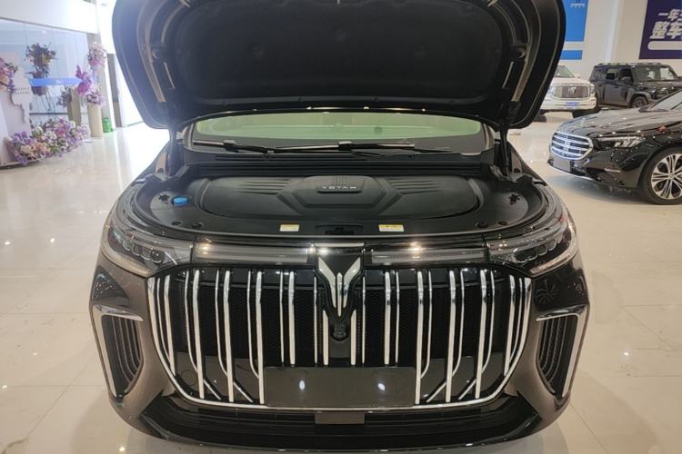 Used VOYAH Dream 2024 PHEV Extended-Range Premium Edition Engine Bay