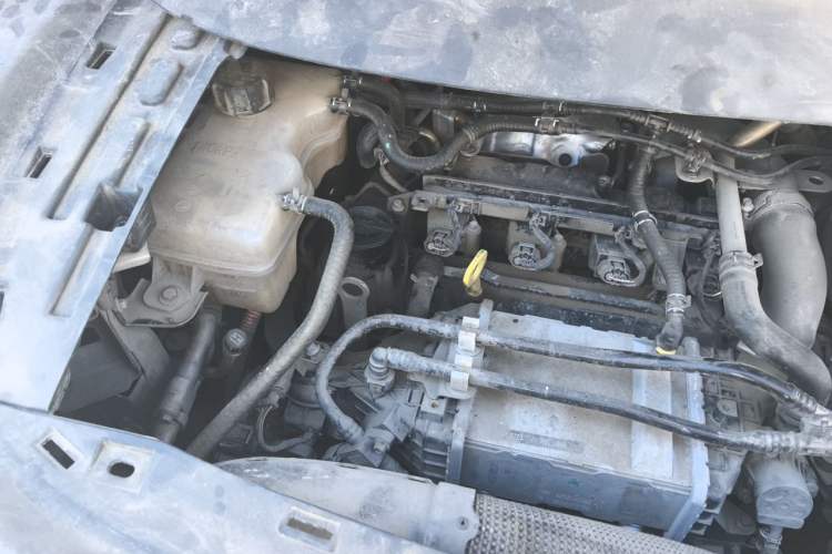 Used VOYAH Dream 2024 PHEV Extended-Range Premium Edition Engine Bay Right