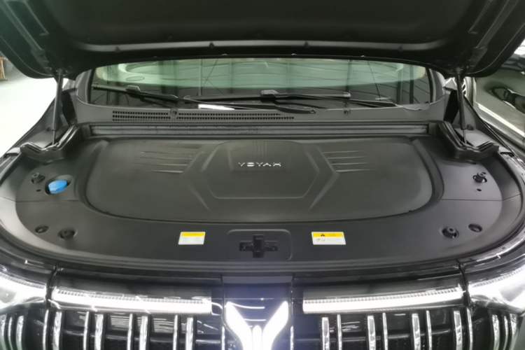 Used VOYAH Dream 2024 PHEV Ultra-Long Range Flagship Edition Engine Bay