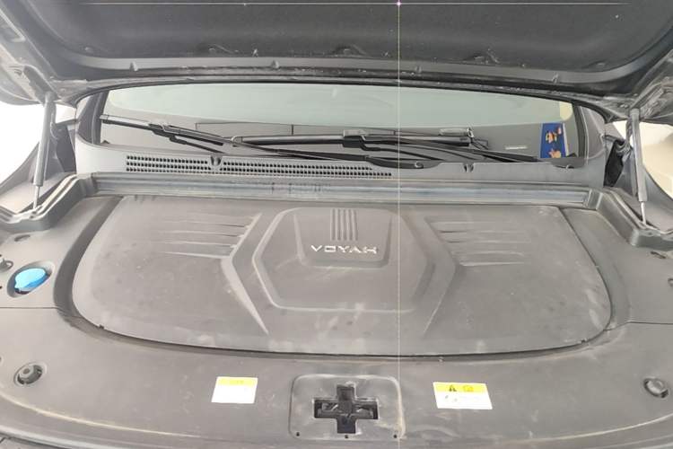 Used VOYAH Dream 2024 PHEV Extended-Range Premium Edition Engine Bay