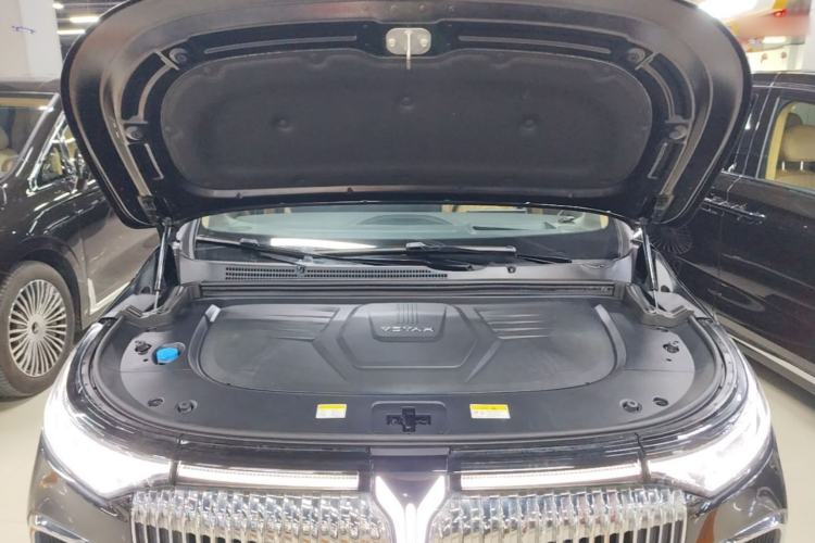 Used VOYAH Dream 2024 PHEV Ultra-Long Range Flagship Edition Engine Bay