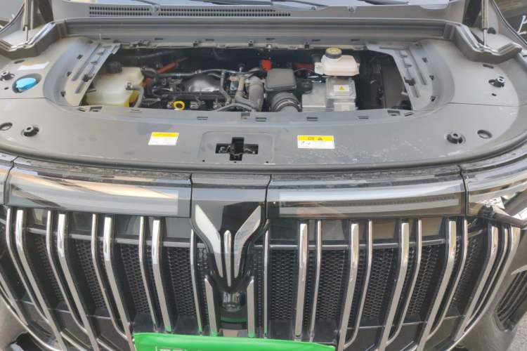 Used VOYAH Dream 2024 PHEV Extended-Range Premium Edition Engine Bay
