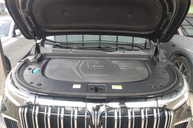 Used VOYAH Dream 2024 PHEV Extended-Range Premium Edition Engine Bay