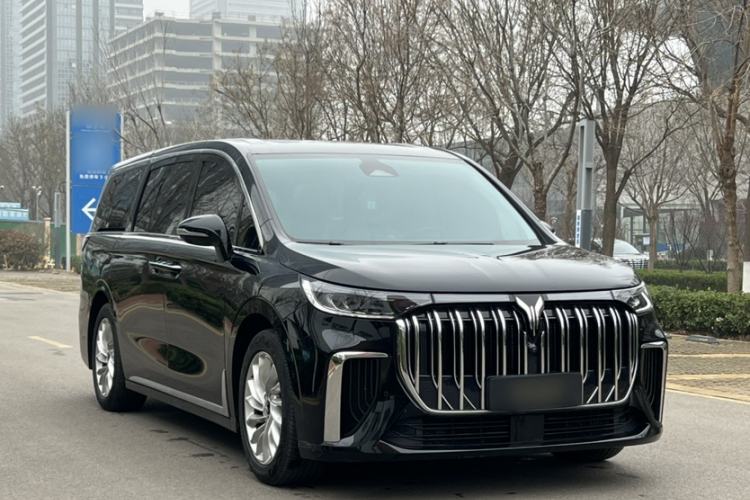 Used VOYAH Dream 2024 PHEV Extended-Range Premium Edition Exterior 1