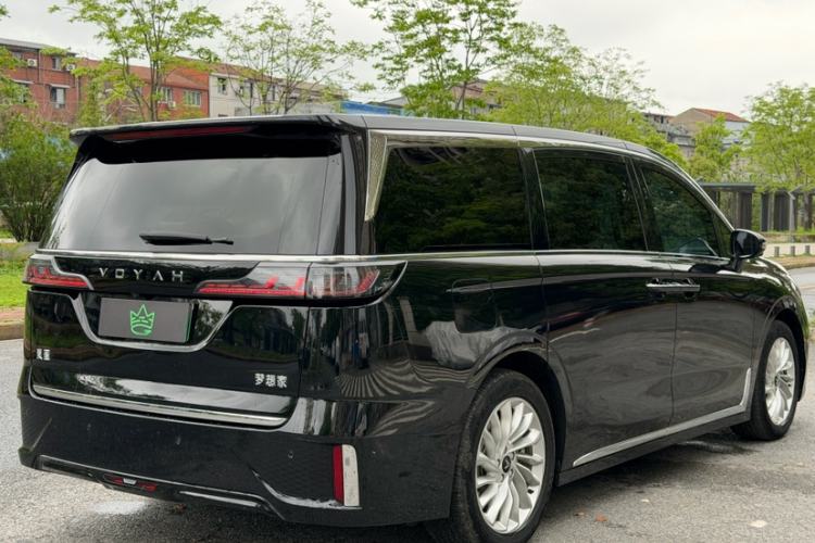 Used VOYAH Dream 2024 PHEV Extended-Range Premium Edition Exterior 1