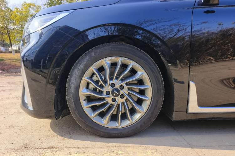 Used VOYAH Dream 2024 PHEV Ultra-Long Range Flagship Edition Exterior 10