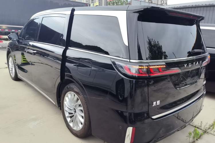 Used VOYAH Dream 2024 PHEV Extended-Range Premium Edition Exterior 2