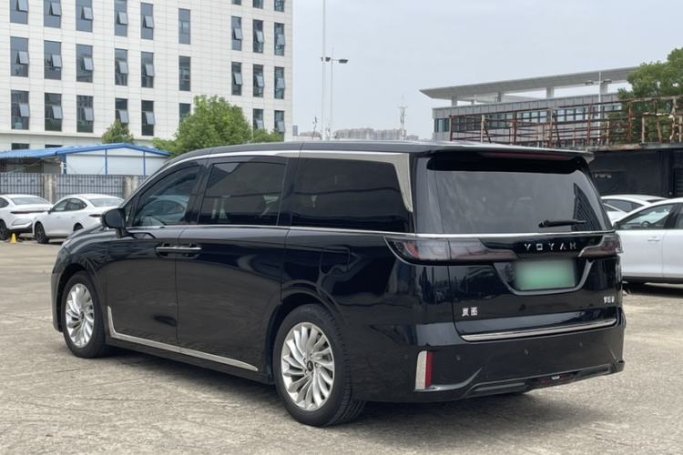 Used VOYAH Dream 2024 PHEV Extended-Range Premium Edition Exterior 2