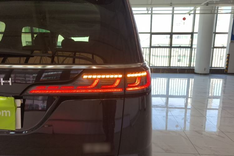 Used VOYAH Dream 2024 PHEV Ultra-Long Range Flagship Edition Exterior 3