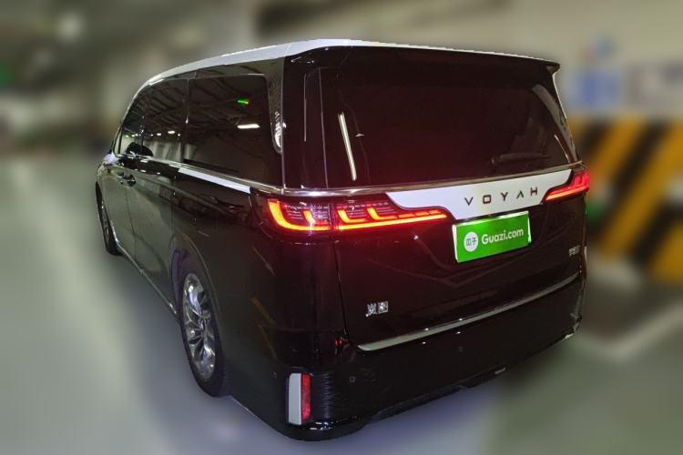 Used VOYAH Dream 2024 PHEV Ultra-Long Range Flagship Edition Exterior 3