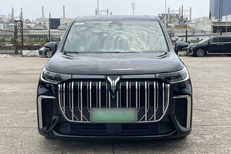 Used VOYAH Dream 2024 PHEV Extended-Range Premium Edition Exterior 4