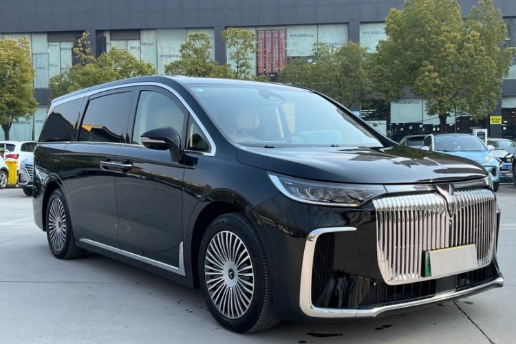 Used VOYAH Dream 2024 PHEV Ultra-Long Range Flagship Edition Exterior 5