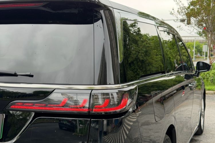 Used VOYAH Dream 2024 PHEV Extended-Range Premium Edition Exterior 6