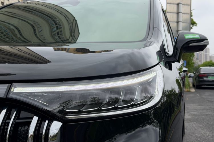 Used VOYAH Dream 2024 PHEV Extended-Range Premium Edition Exterior 7
