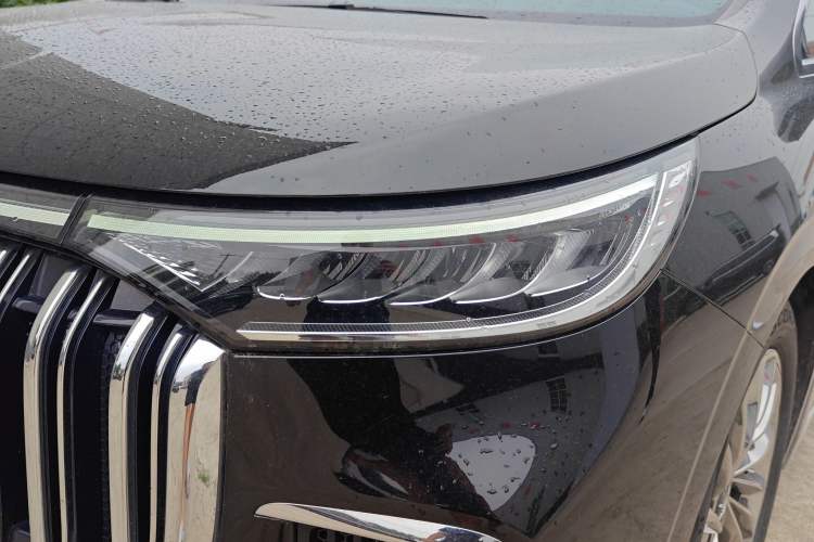 Used VOYAH Dream 2024 PHEV Ultra-Long Range Flagship Edition Exterior 8