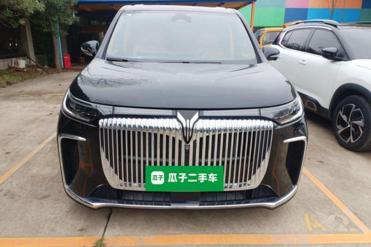 Used VOYAH Dream 2024 PHEV Ultra-Long Range Flagship Edition Front