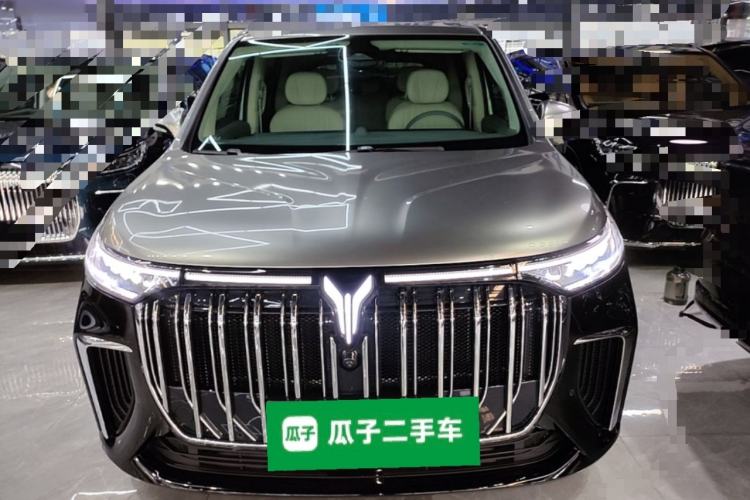 Used VOYAH Dream 2024 PHEV Ultra-Long Range Flagship Edition Front