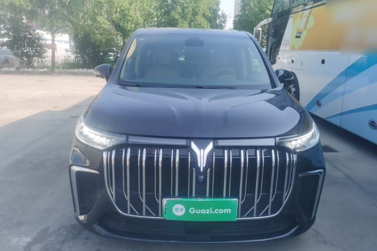 Used VOYAH Dream 2024 PHEV Extended-Range Premium Edition Front