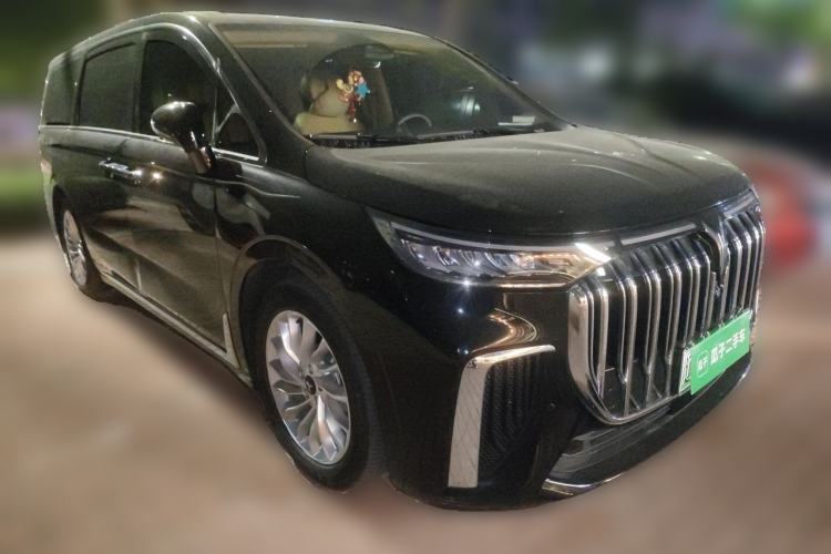 Used VOYAH Dream 2024 PHEV Extended-Range Premium Edition Front Right 45 Deg