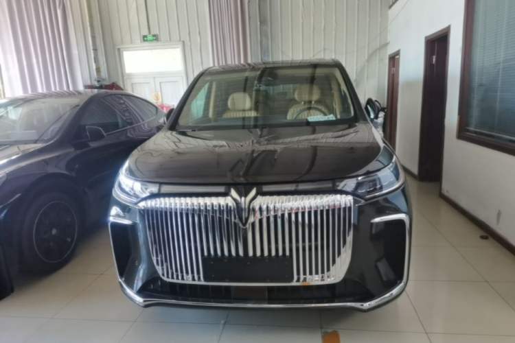 Used VOYAH Dream 2024 PHEV Ultra-Long Range Flagship Edition Front