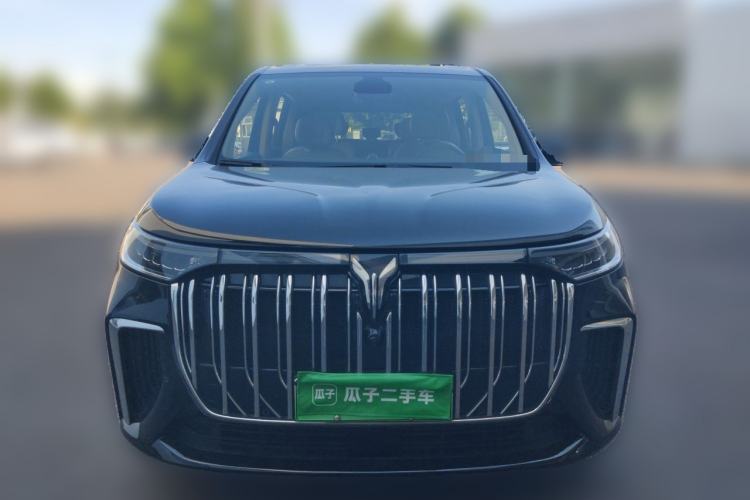 Used VOYAH Dream 2024 PHEV Extended-Range Premium Edition Front