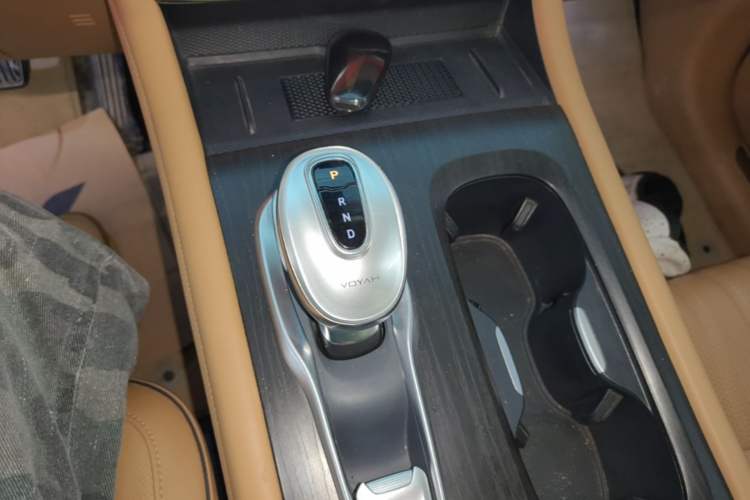 Used VOYAH Dream 2024 PHEV Ultra-Long Range Flagship Edition Gear Lever