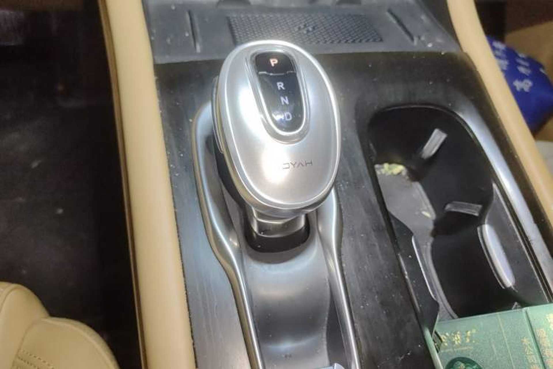 Used VOYAH Dream 2024 PHEV Extended-Range Premium Edition Gear Lever