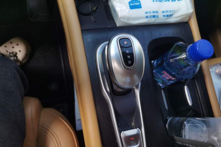 Used VOYAH Dream 2024 PHEV Extended-Range Premium Edition Gear Lever