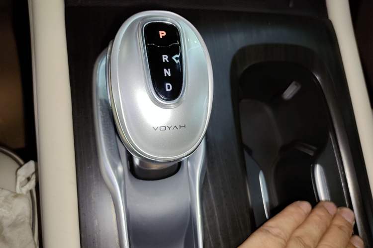 Used VOYAH Dream 2024 PHEV Ultra-Long Range Flagship Edition Gear Lever