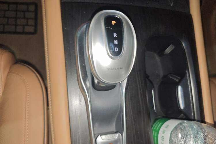 Used VOYAH Dream 2024 PHEV Ultra-Long Range Flagship Edition Gear Lever