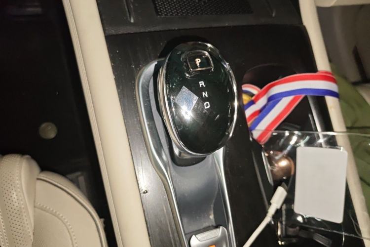Used VOYAH Dream 2024 PHEV Ultra-Long Range Flagship Edition Gear Lever