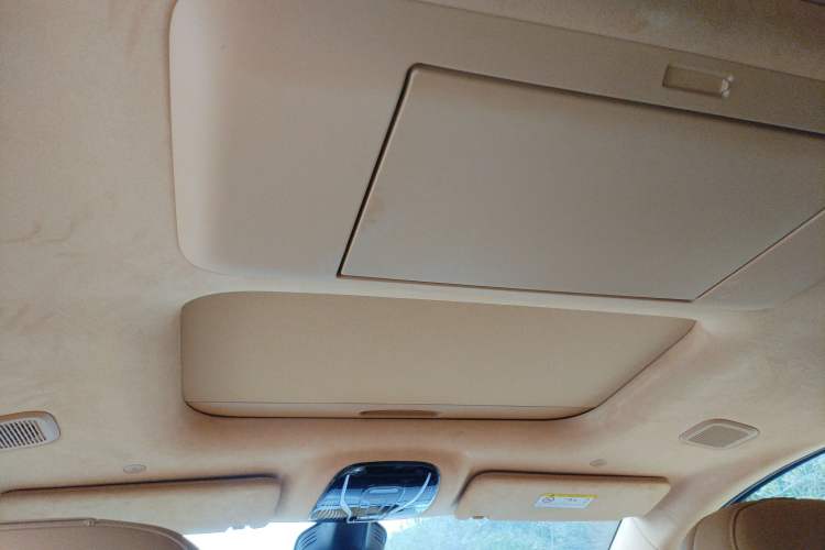 Used VOYAH Dream 2024 PHEV Ultra-Long Range Flagship Edition Headliner