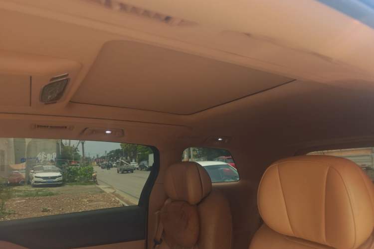 Used VOYAH Dream 2024 PHEV Extended-Range Premium Edition Headliner