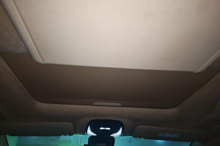Used VOYAH Dream 2024 PHEV Ultra-Long Range Flagship Edition Headliner