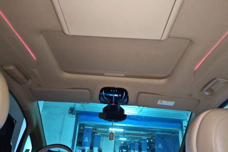 Used VOYAH Dream 2024 PHEV Extended-Range Premium Edition Headliner