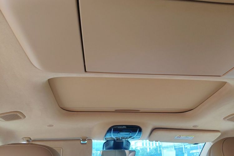 Used VOYAH Dream 2024 PHEV Ultra-Long Range Flagship Edition Headliner