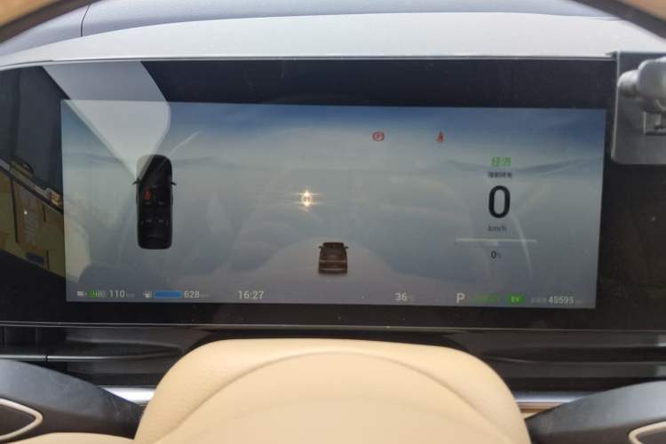 Used VOYAH Dream 2024 PHEV Extended-Range Premium Edition Instrument Cluster
